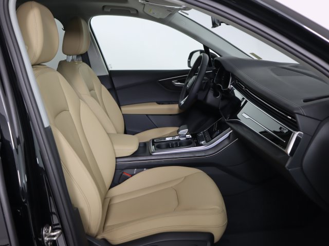 Certified 2026 Audi Q7 2.0T Premium Plus AWD/4WD image 13