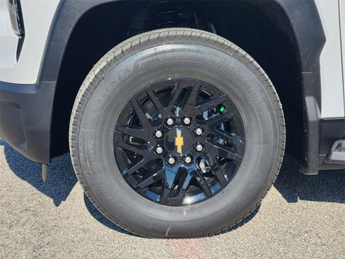 New 2026 Chevrolet Silverado EV LT image 9