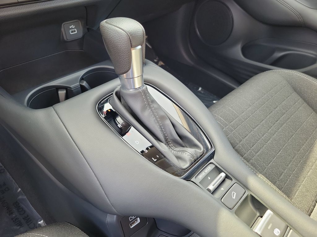 Used 2023 Honda HR-V LX image 31