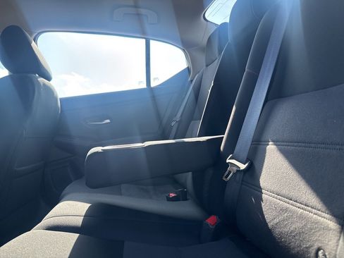 Certified 2025 Nissan Sentra SR image 34