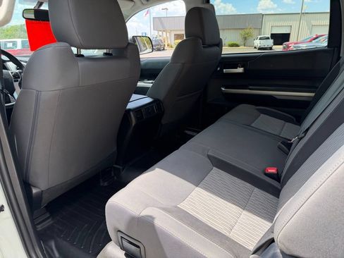 Used 2016 Toyota Tundra SR5 w/ SR5 Upgrade Package RWD image 16