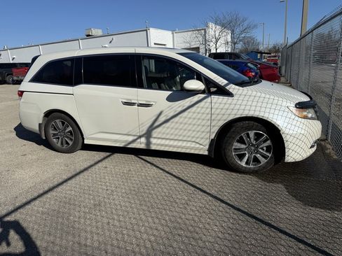 Used 2016 Honda Odyssey Touring Elite image 1