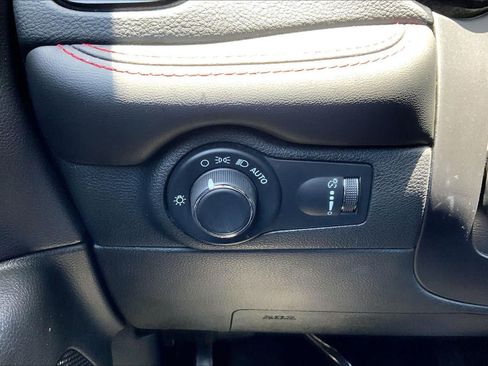 Used 2024 Dodge Durango GT AWD/4WD image 34