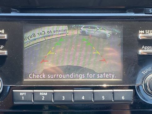 Used 2016 Nissan Rogue S AWD/4WD image 27