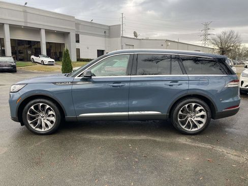 New 2025 Lincoln Aviator 2WD image 8