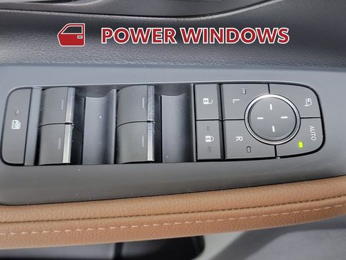 Certified 2025 Toyota Grand Highlander AWD image 30