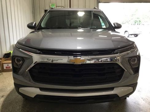 New 2026 Chevrolet TrailBlazer LT w/ LT Cold Weather Package AWD/4WD image 5
