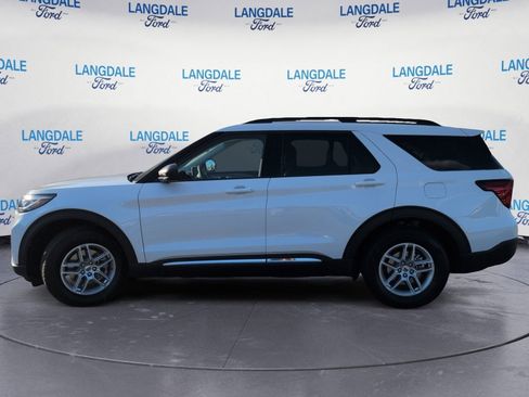 New 2025 Ford Explorer Active w/ Active Comfort Package image 10