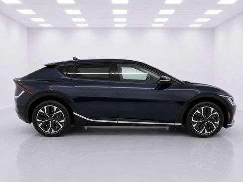 Used 2023 Kia EV6 Wind w/ Wind Technology Package AWD/4WD image 6