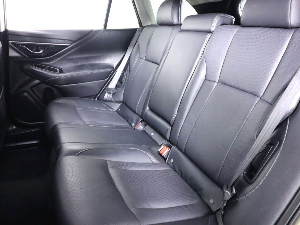 Used 2021 Subaru Outback Limited XT AWD/4WD image 36