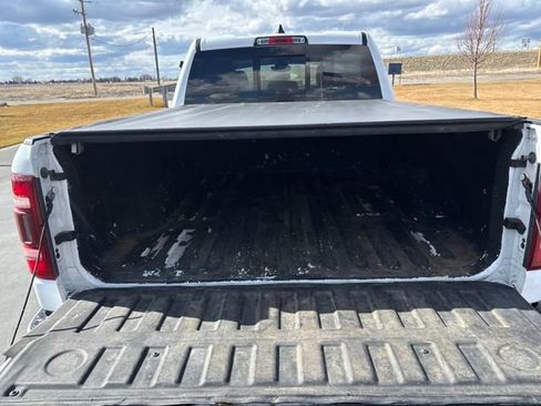 Used 2020 RAM 1500 Laramie image 26