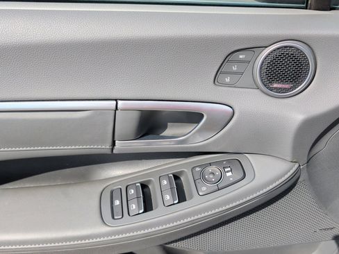 Certified 2022 Hyundai Sonata Limited w/ Cargo Package FWD image 32