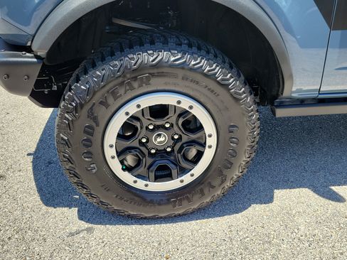 Certified 2024 Ford Bronco Badlands AWD/4WD image 5