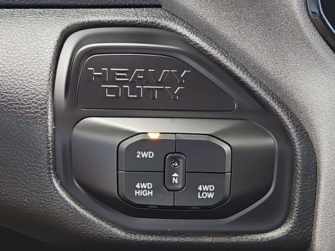 New 2026 RAM 3500 Tradesman AWD/4WD image 28