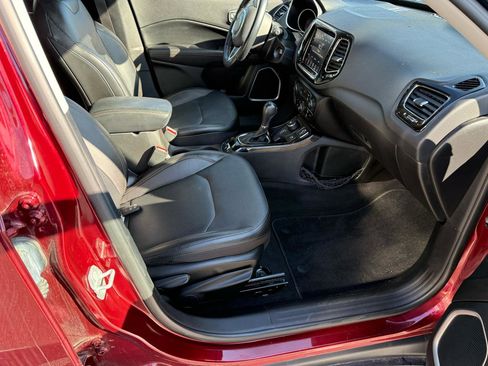 Used 2021 Jeep Compass Limited image 19