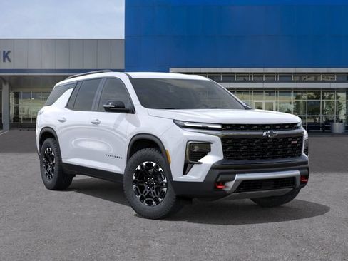 New 2027 Chevrolet Traverse Z71 w/ Driver Confidence Package AWD/4WD image 7