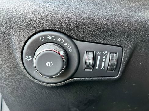 Used 2022 Jeep Compass Latitude w/ Convenience Group image 10