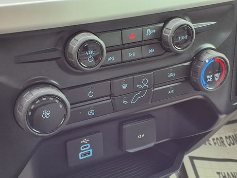 Used 2025 Ford F350 XLT w/ FX4 Off-Road Package image 7