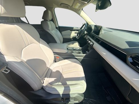 Certified 2025 Honda Pilot EX-L image 31