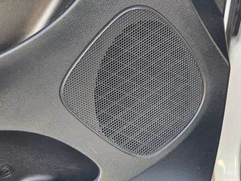 Used 2019 Dodge Grand Caravan GT FWD image 22