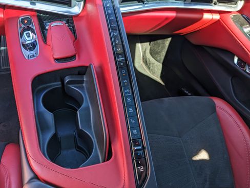 Used 2020 Chevrolet Corvette Stingray Premium Cpe w/ 3LT Preferred Equipment Group image 25