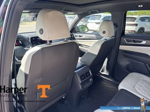 Used 2025 Volkswagen Atlas Cross Sport SEL Premium R-Line image 11