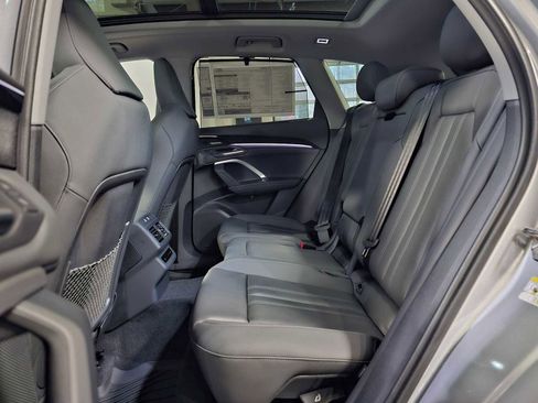 New 2025 Audi Q5 Prestige image 19