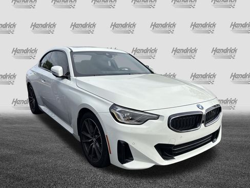 Certified 2024 BMW 230i Coupe w/ Premium Package RWD image 2