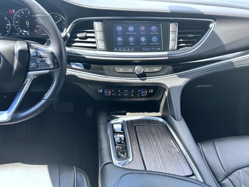 Used 2024 Buick Enclave Avenir w/ Avenir Technology Package AWD/4WD image 12