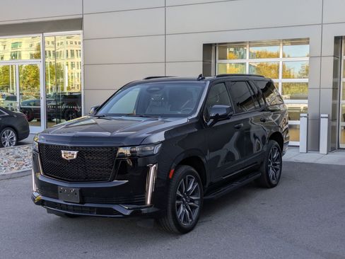 Used 2024 Cadillac Escalade Sport image 8