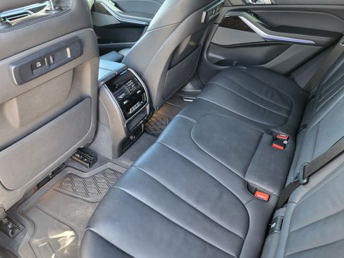 Used 2020 BMW X5 sDrive40i w/ M Sport Package RWD image 23