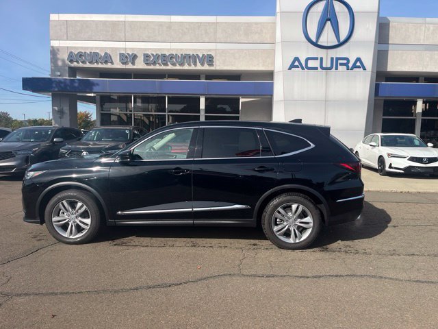 Used 2025 Acura MDX SH-AWD image 2