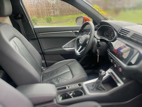 Used 2025 Audi Q3 2.0T Premium AWD/4WD image 38