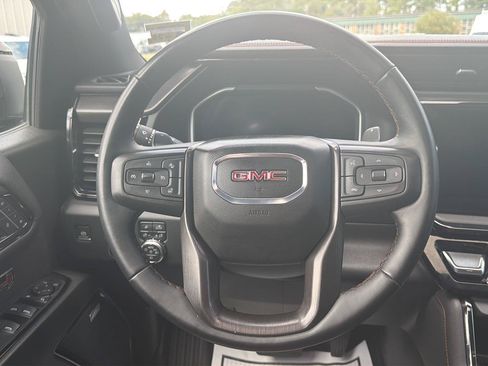 Certified 2024 GMC Sierra 1500 AT4 w/ Technology Package AWD/4WD image 21