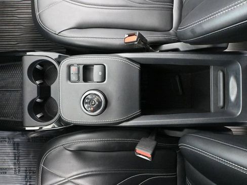 Used 2021 Ford Mustang Mach-E Select image 36