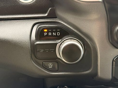 Used 2019 RAM 1500 Big Horn RWD image 40