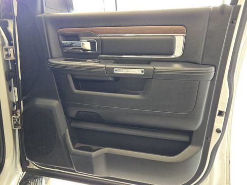 Used 2014 RAM 1500 Laramie AWD/4WD image 5