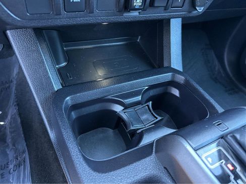 Used 2022 Toyota Tacoma TRD Off-Road image 26