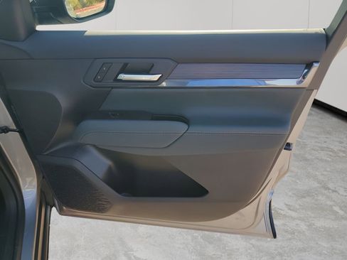 New 2026 GMC Terrain AT4 w/ Convenience Package III image 13