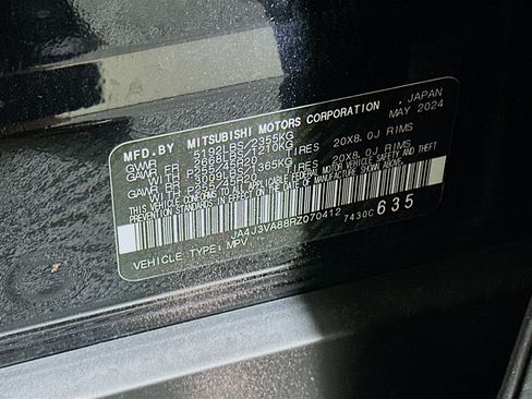 Used 2024 Mitsubishi Outlander SE image 12