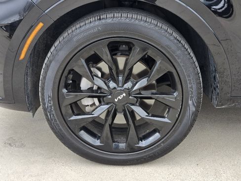 Certified 2023 Kia Sorento SX image 17