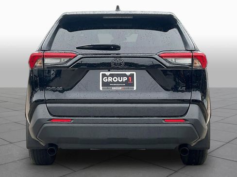 Used 2025 Toyota RAV4 LE FWD image 5
