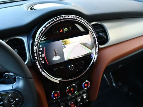 Used 2024 MINI Cooper S w/ Signature Upholstery Package FWD image 66