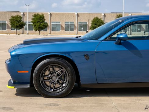 Used 2023 Dodge Challenger SRT Hellcat Redeye RWD image 8