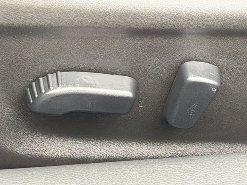 Used 2025 Nissan Altima 2.5 SV FWD image 27