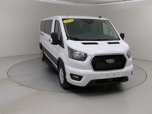 Certified 2025 Ford Transit 350 XLT RWD image 9