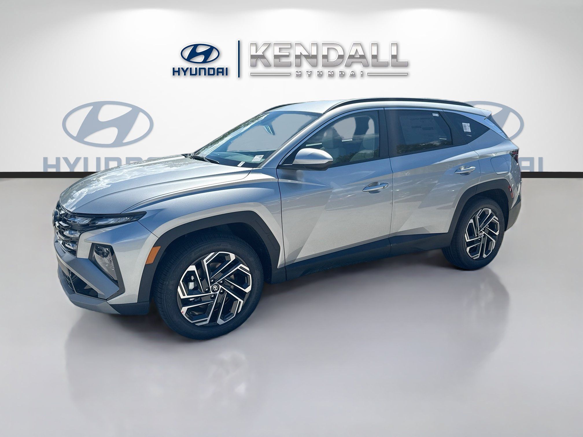 New 2026 Hyundai Tucson SEL Plus FWD image 3