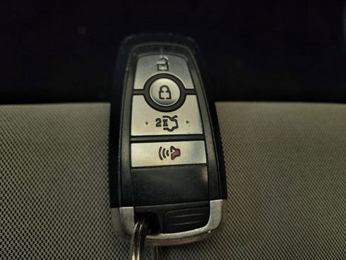 Used 2017 Ford Fusion S image 32