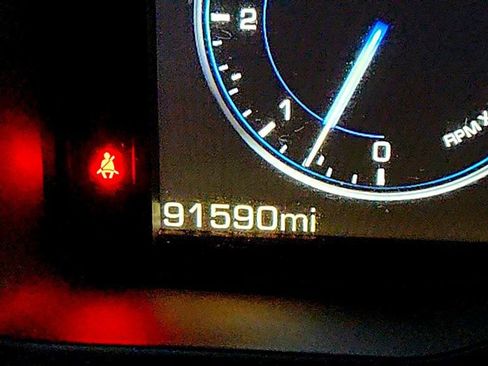 Used 2015 Cadillac Escalade Premium image 18