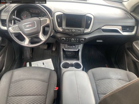 Used 2018 GMC Terrain SLE w/ Driver Convenience Package FWD image 17